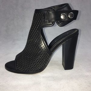 Black Aldo Block Heel Open Toe Shoes